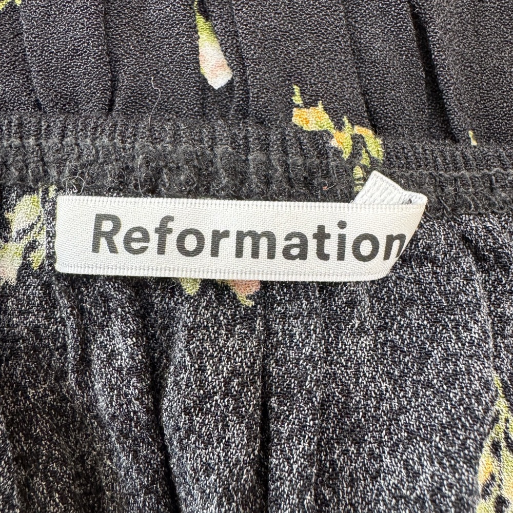 Reformation Solis Top in Briar Floral Black Medium Off The Shoulder $128 - Picture 8 of 16